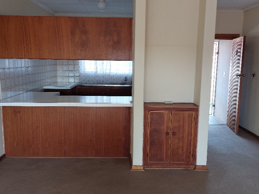 2 Bedroom Property for Sale in Langenhovenpark Free State